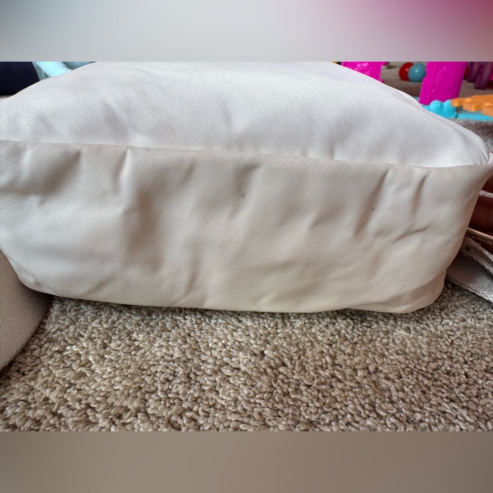 Bag Lot - Picture 5 of 15